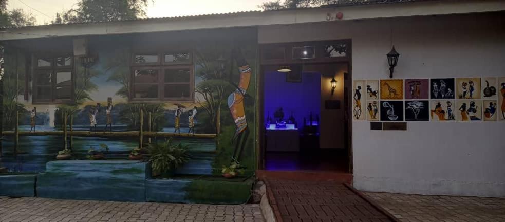Kilimanjaro Lodge - Mcf Moshi Luaran gambar